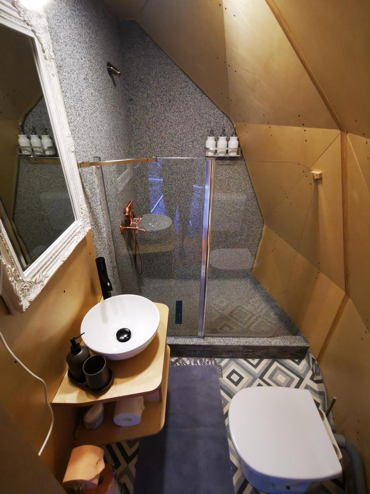 Glamping Zazen Hotel Drumu Carului Екстериор снимка